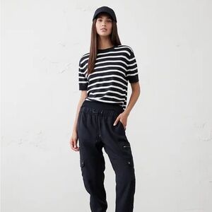 Women’s Banana Republic Tencel Navy Jogger Pants, Sz Sm, NWT